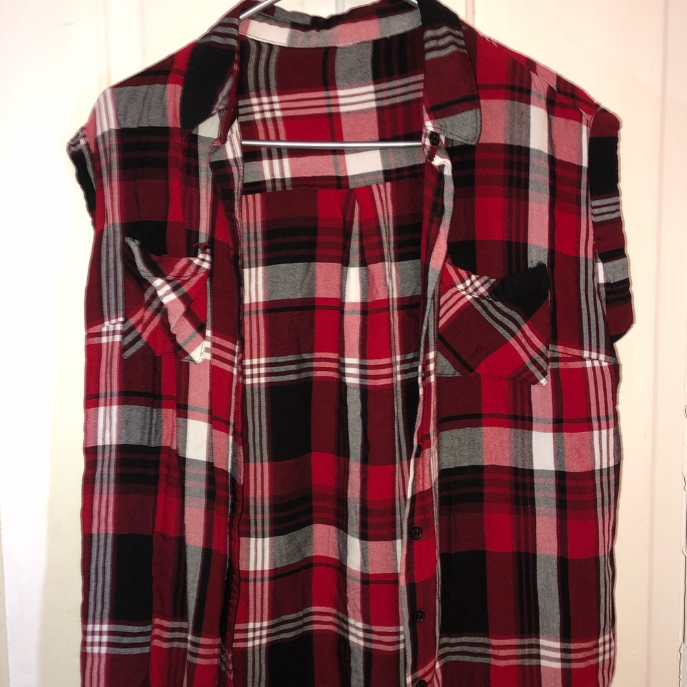 Sleeveless flannel